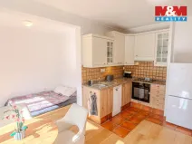 Pronájem bytu 2+kk, Praha, Názovská, 50 m2