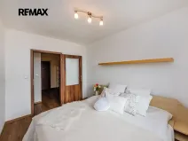 Pronájem bytu 2+kk, Kladno, Na růžovém poli, 41 m2