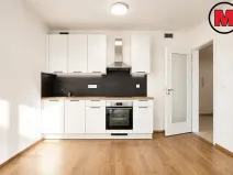 Pronájem bytu 2+kk, Praha - Vysočany, Smržových, 56 m2
