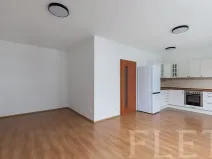 Pronájem bytu 1+kk, Praha - Holešovice, U měšťanského pivovaru, 37 m2