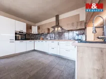 Prodej bytu 5+1, Chlumec nad Cidlinou - Kladruby, 139 m2