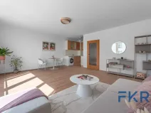 Prodej bytu 1+kk, Praha - Strašnice, Vinohradská, 40 m2