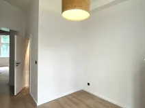 Pronájem bytu 2+kk, Karlovy Vary, Moravská, 36 m2