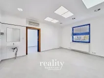 Pronájem ordinace, Znojmo, Kuchařovická, 84 m2