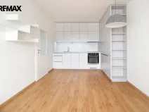 Pronájem bytu 2+kk, Pardubice - Pardubičky, Východní, 40 m2