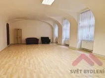 Pronájem kanceláře, Praha - Smíchov, Holečkova, 140 m2