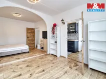 Prodej bytu 2+1, Chomutov, Pod Břízami, 61 m2