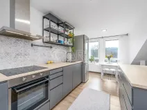 Pronájem bytu 1+kk, Praha - Hlubočepy, Pod Žvahovem, 47 m2