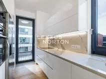Pronájem bytu 4+kk, Praha - Střešovice, Na dračkách, 138 m2