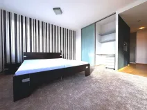 Pronájem bytu 1+kk, Praha, Milánská, 45 m2