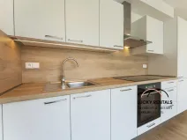 Pronájem bytu 2+kk, Praha - Vysočany, Pod Harfou, 44 m2