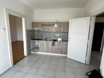Pronájem bytu 2+kk, Praha - Žižkov, Ambrožova, 46 m2