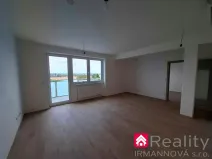 Prodej bytu 2+kk, Pohořelice, Znojemská, 66 m2