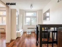 Pronájem bytu 1+1, Praha - Břevnov, U kaštanu, 43 m2