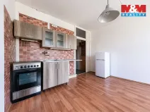 Prodej bytu 1+1, Karlovy Vary, Chomutovská, 35 m2
