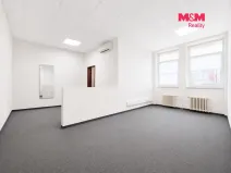 Pronájem kanceláře, Sokolov, Závodu míru, 50 m2