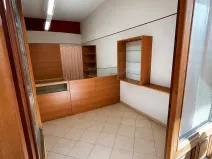 Pronájem obchodního prostoru, Chrudim, Resselovo náměstí, 16 m2