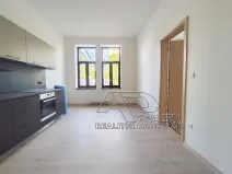Pronájem bytu 2+1, České Budějovice, 65 m2