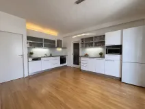 Pronájem bytu 3+kk, Praha - Podolí, Jeremenkova, 72 m2