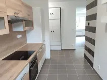 Pronájem bytu 2+1, Cheb, 60 m2