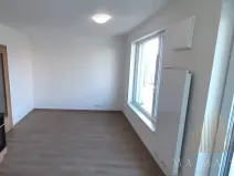 Pronájem bytu 1+kk, Praha - Holešovice, Na Maninách, 33 m2