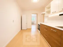 Pronájem bytu 2+1, Zlín, Benešovo nábřeží, 55 m2