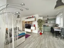 Prodej bytu 2+kk, Hradec Králové, Antonína Petrofa, 51 m2