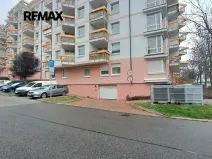 Pronájem garážového stání, Praha - Libeň, Nad Okrouhlíkem, 16 m2