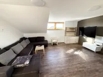 Pronájem bytu 3+1, Kostomlaty pod Milešovkou, Husova, 130 m2