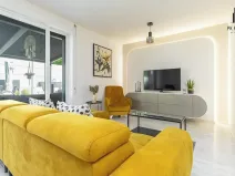 Prodej rodinného domu, Holasice, Čtvrtě, 136 m2