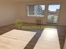 Prodej bytu 2+1, Veselí nad Lužnicí, Ak. Bydžovského, 60 m2
