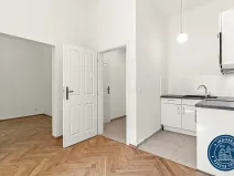 Pronájem bytu 2+kk, Praha - Vinohrady, Máchova, 32 m2