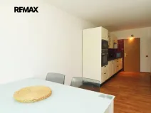 Pronájem bytu 3+1, Praha - Hlubočepy, Slivenecká, 76 m2