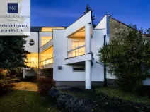 Prodej vily, Křižanov, Benešovo náměstí, 530 m2