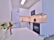 Pronájem bytu 2+kk, Praha - Nusle, Pujmanové, 40 m2
