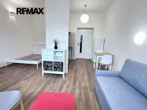 Pronájem bytu 1+kk, Praha - Strašnice, V olšinách, 38 m2