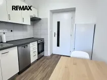 Pronájem bytu 1+kk, Praha - Strašnice, V olšinách, 38 m2