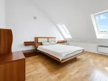 Prodej ordinace, Křižanov, Benešovo náměstí, 530 m2