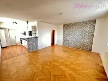 Prodej bytu 3+1, Dolní Němčí, Vinohradská, 63 m2