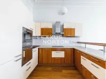 Pronájem bytu 4+1, Praha - Malá Strana, Zborovská, 154 m2