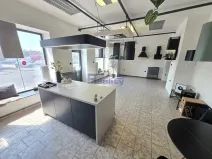 Pronájem obchodního prostoru, Hradec Králové, Pražská třída, 200 m2