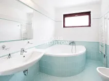 Pronájem rodinného domu, Praha - Nebušice, Nebušická, 373 m2
