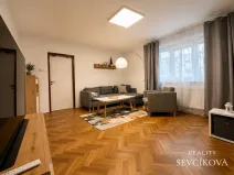 Pronájem bytu 2+1, Pardubice, Jiránkova, 63 m2