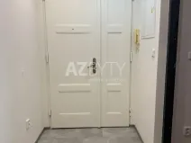 Pronájem bytu 1+kk, Praha - Bubeneč, Jaselská, 29 m2