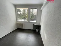 Pronájem bytu 1+kk, Komárov, Okružní, 17 m2