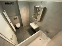 Pronájem bytu 2+kk, Praha - Modřany, Komořanská, 53 m2