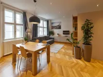 Prodej bytu 1+kk, Praha - Staré Město, Dlouhá, 54 m2