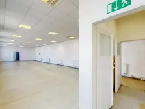 Pronájem kanceláře, Hradec Králové, Akademika Bedrny, 470 m2