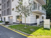 Prodej obchodního prostoru, Karlovy Vary, Šumavská, 78 m2