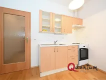 Pronájem bytu 1+kk, Praha - Michle, Jemnická, 30 m2